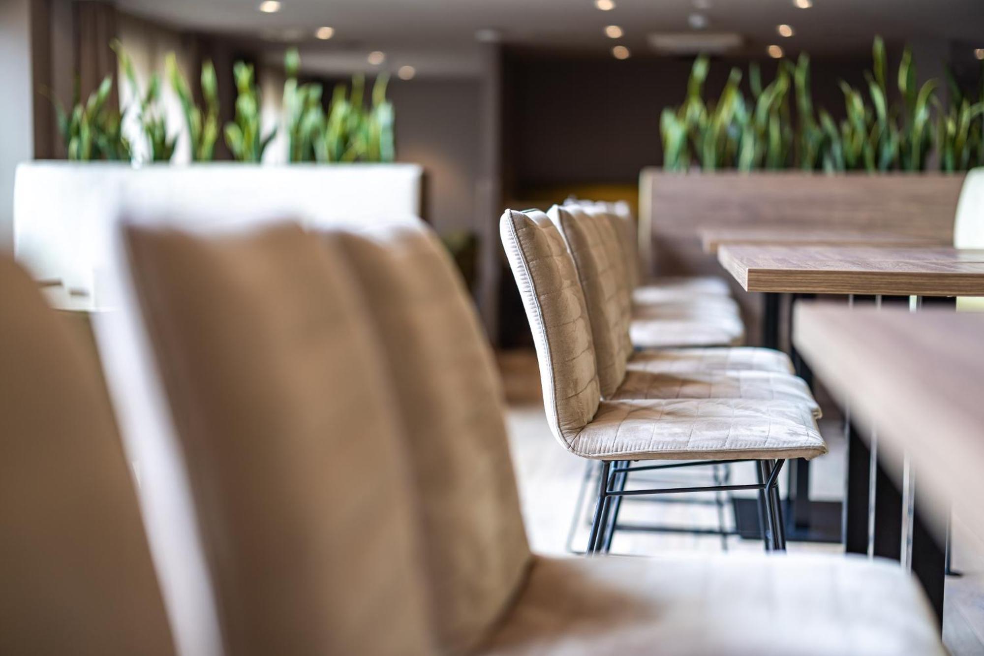 Platzhirsch Living Hotel Kelsterbach Kültér fotó